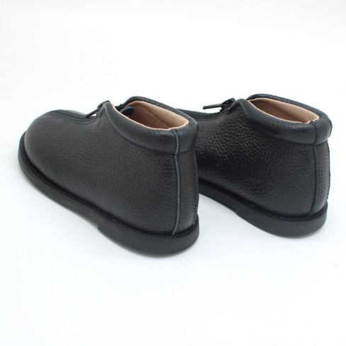 2023   genuine leather kids shoes size 7 with zipper